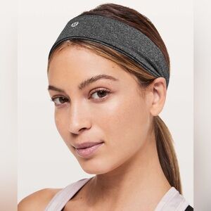 Lululemon Fly Away Tamer Headband II Heathered Black